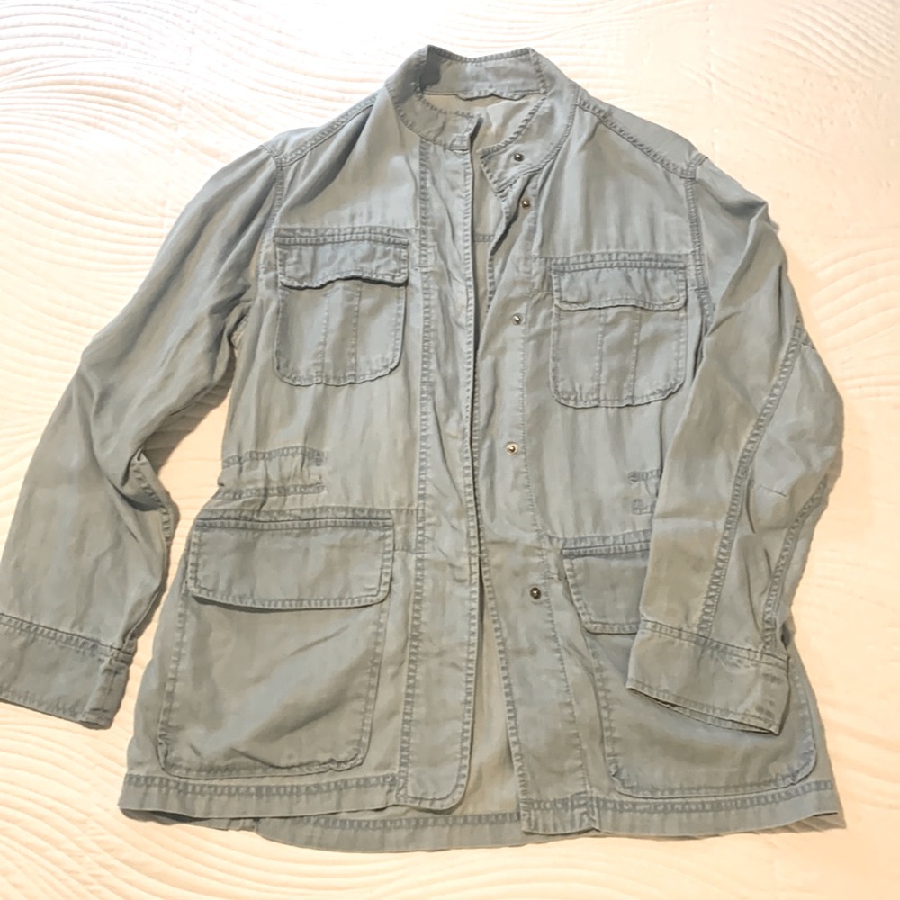 Gap 1969 lightweight denim jacket.